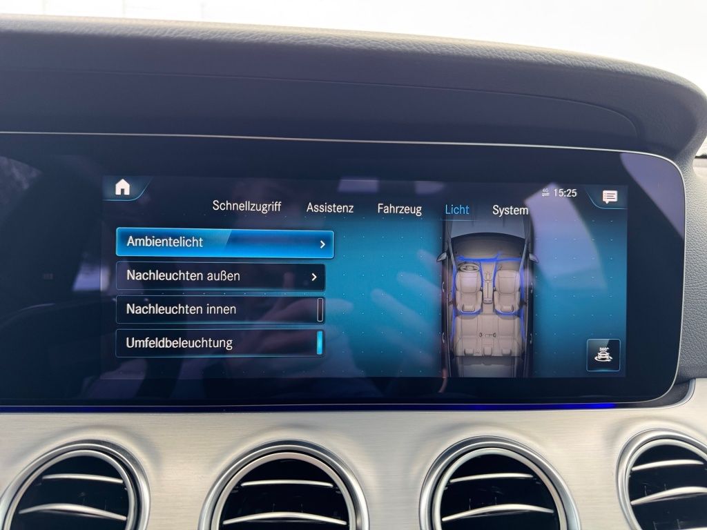 Mercedes-Benz E 300 2022