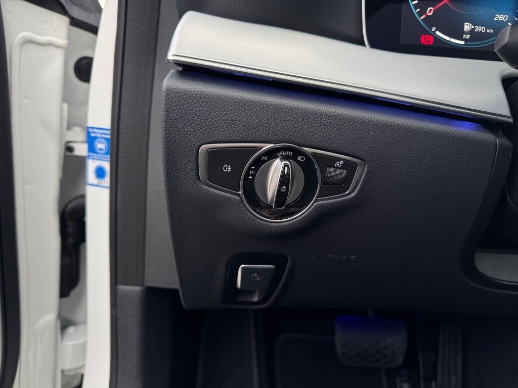 Mercedes-Benz E 300 2022