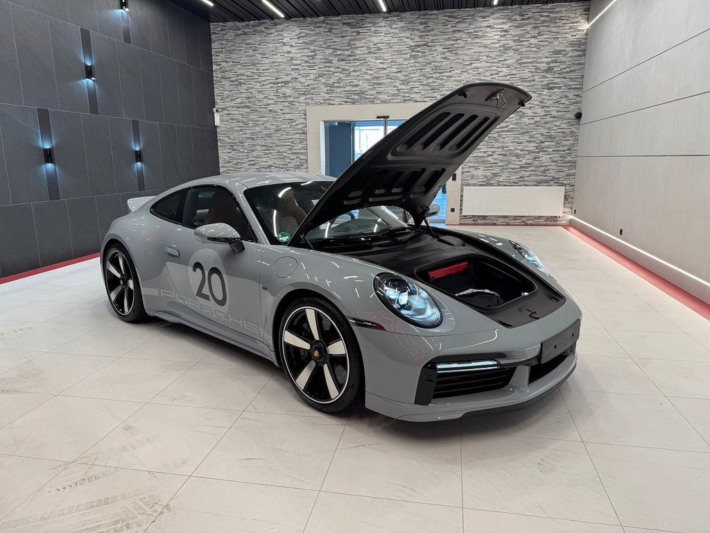 Porsche 992 2023