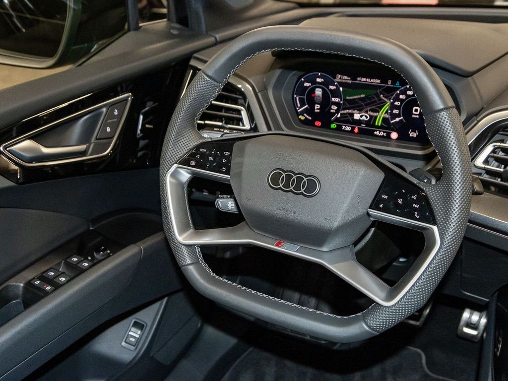 Audi Q4 e-tron 2025
