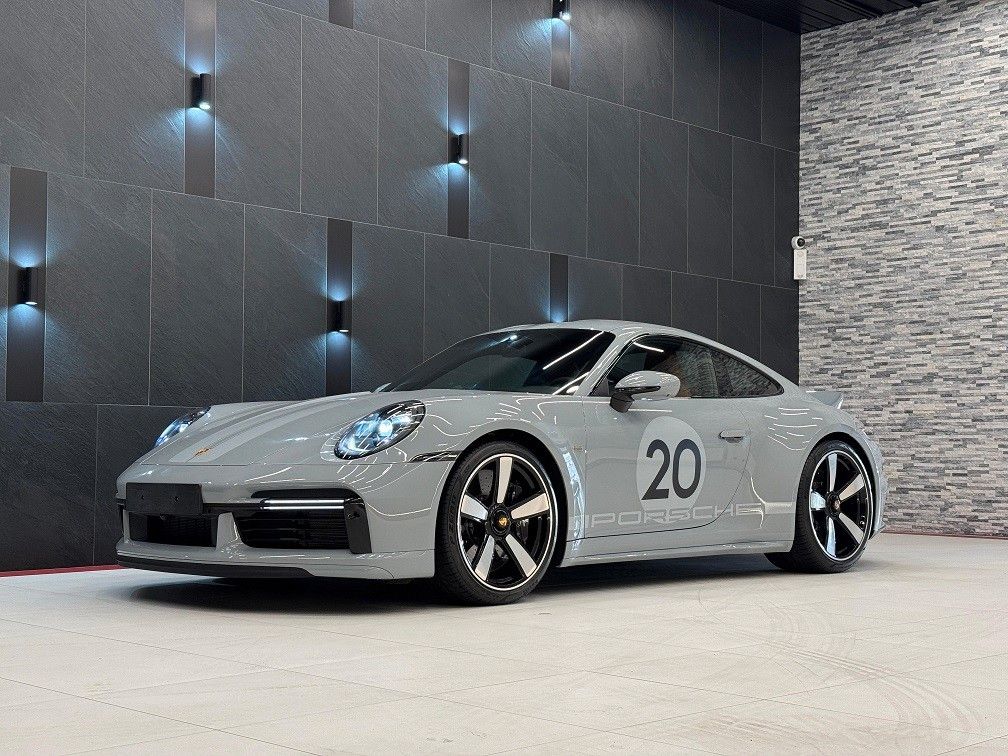Porsche 992 2023
