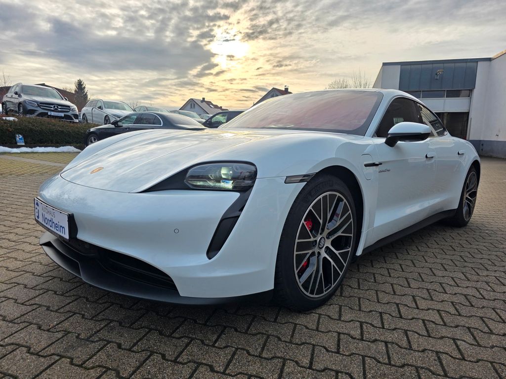 Porsche Taycan 2020