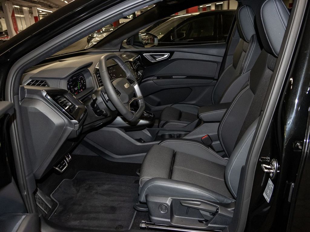 Audi Q4 e-tron 2025