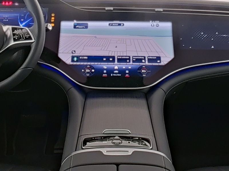 Mercedes-Benz EQE 2025