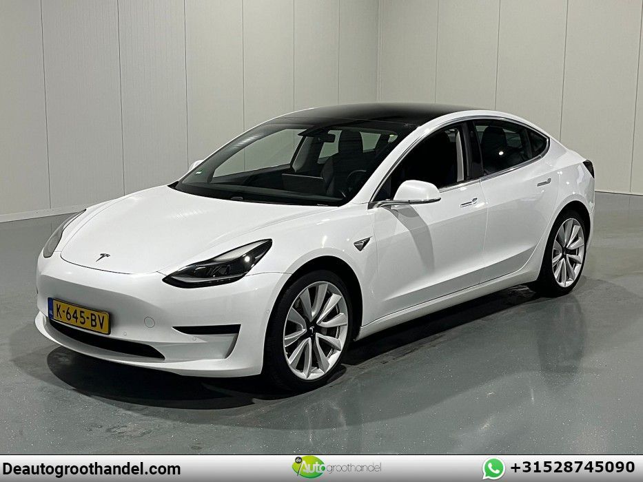 Tesla Model 3 2020