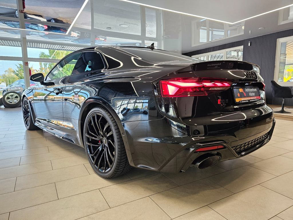 Audi RS5 2021