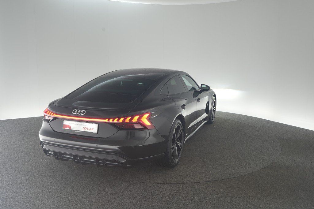 Audi e-tron GT 2023