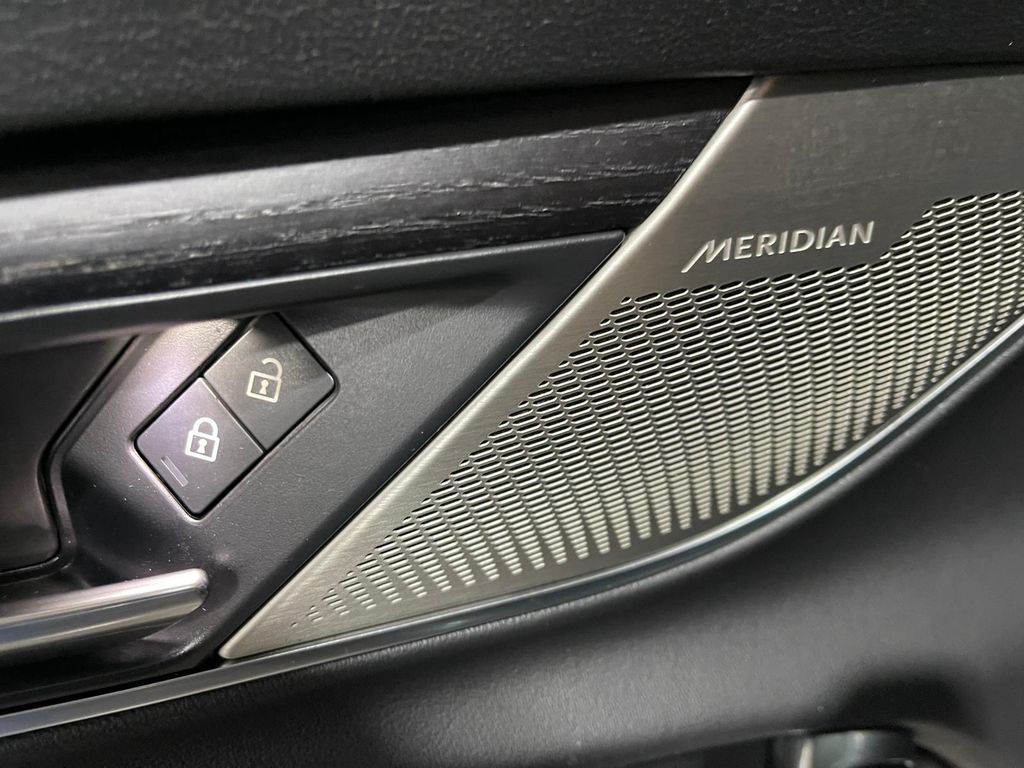 Jaguar XF 2021