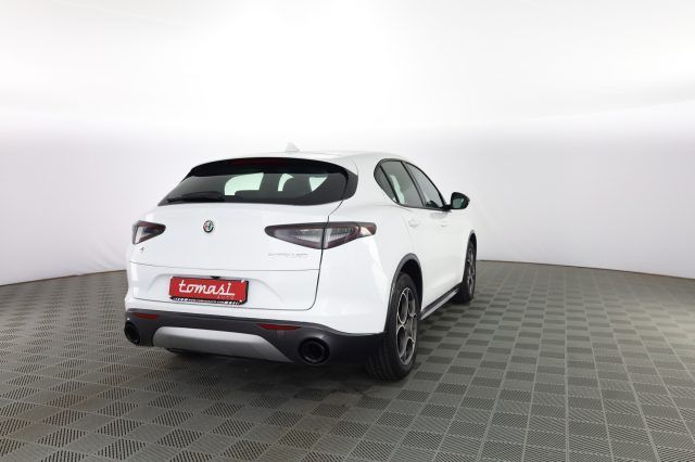 Alfa Romeo Stelvio 2023