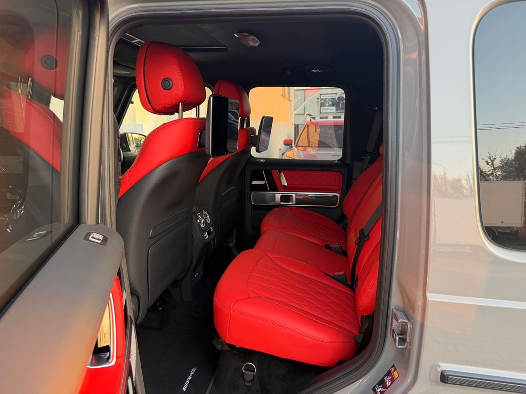 Mercedes-Benz G 63 AMG 2025