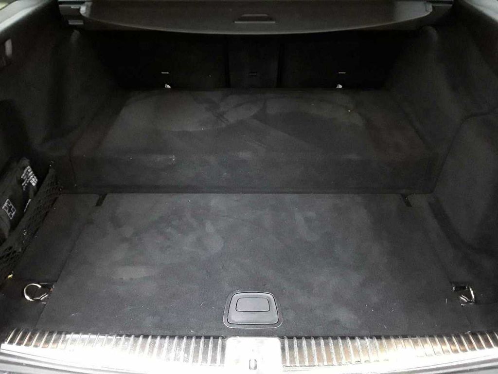 Mercedes-Benz E 300 2022