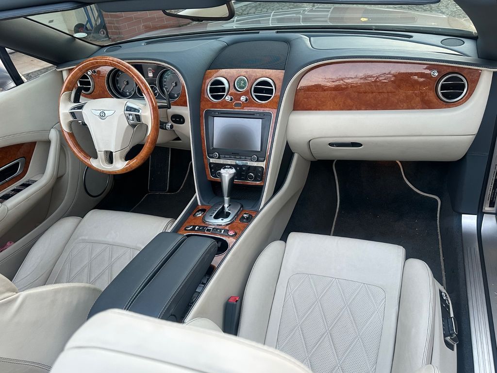 Bentley Continental GTC 2014