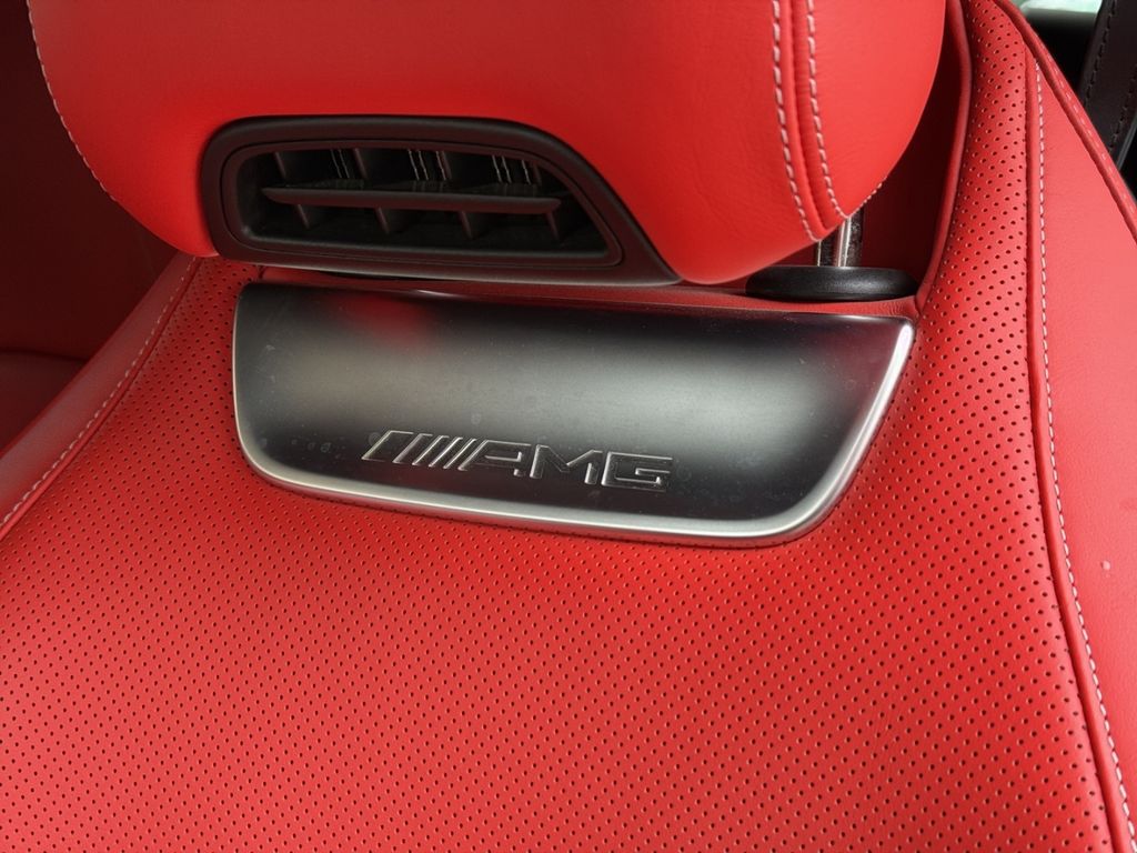 Mercedes-Benz SL 55 AMG 2025