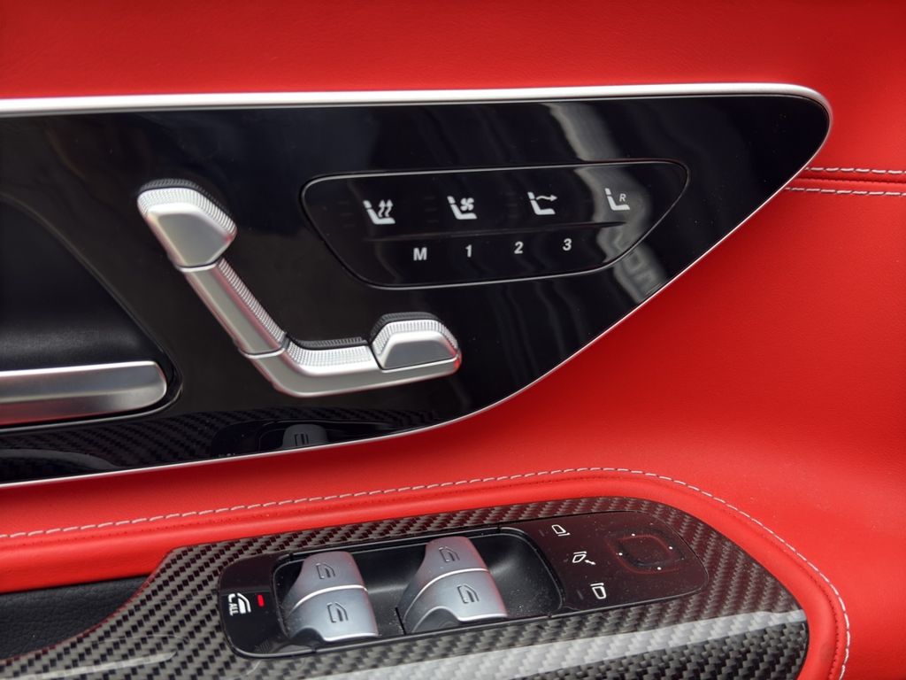 Mercedes-Benz SL 55 AMG 2025