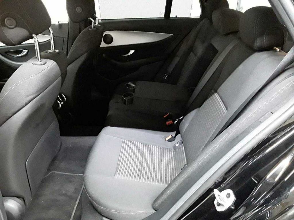 Mercedes-Benz E 300 2022