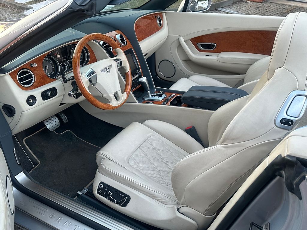 Bentley Continental GTC 2014