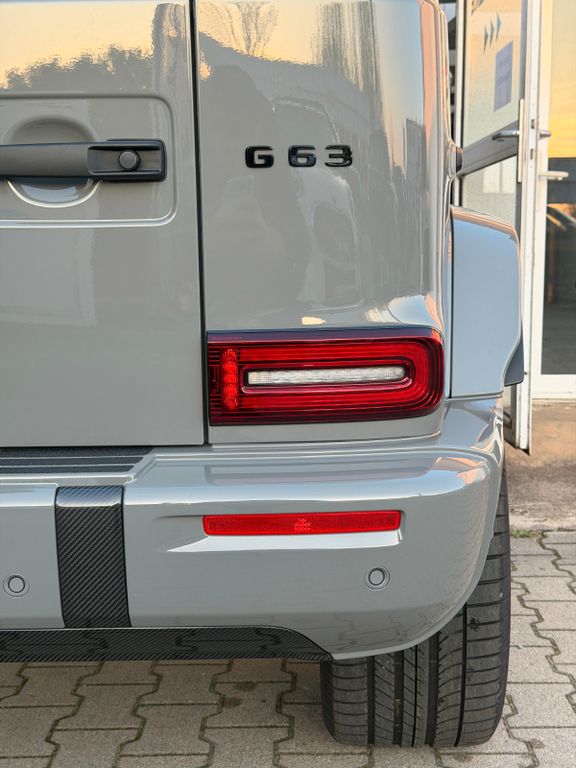 Mercedes-Benz G 63 AMG 2025