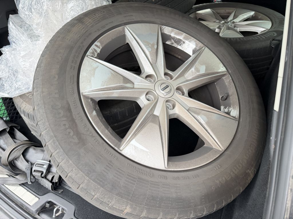 Volvo XC60 2023