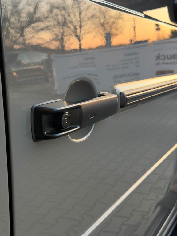 Mercedes-Benz G 63 AMG 2025