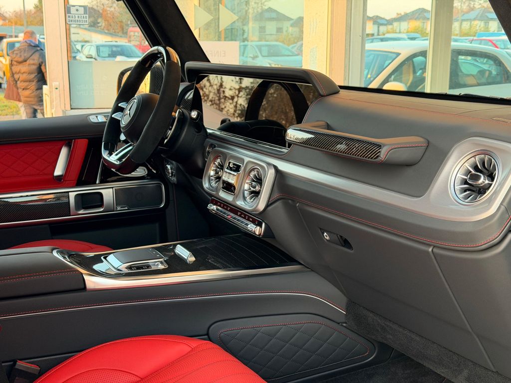 Mercedes-Benz G 63 AMG 2025