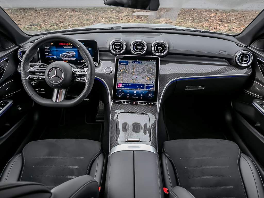 Mercedes-Benz C 300 2025