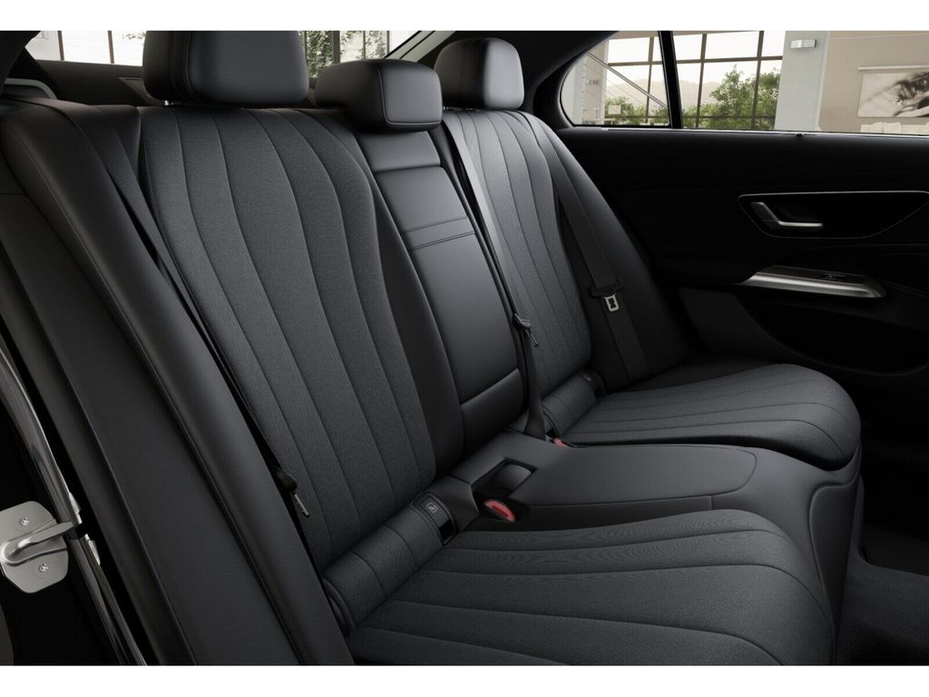 Mercedes-Benz E 220 2024