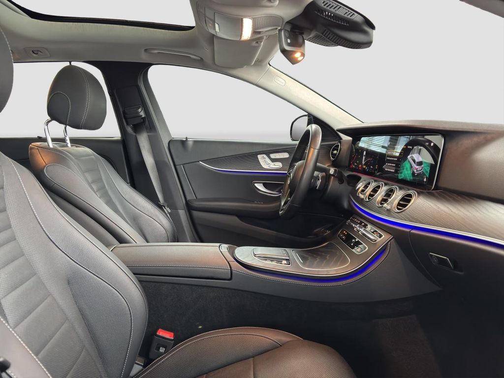 Mercedes-Benz E 300 2022