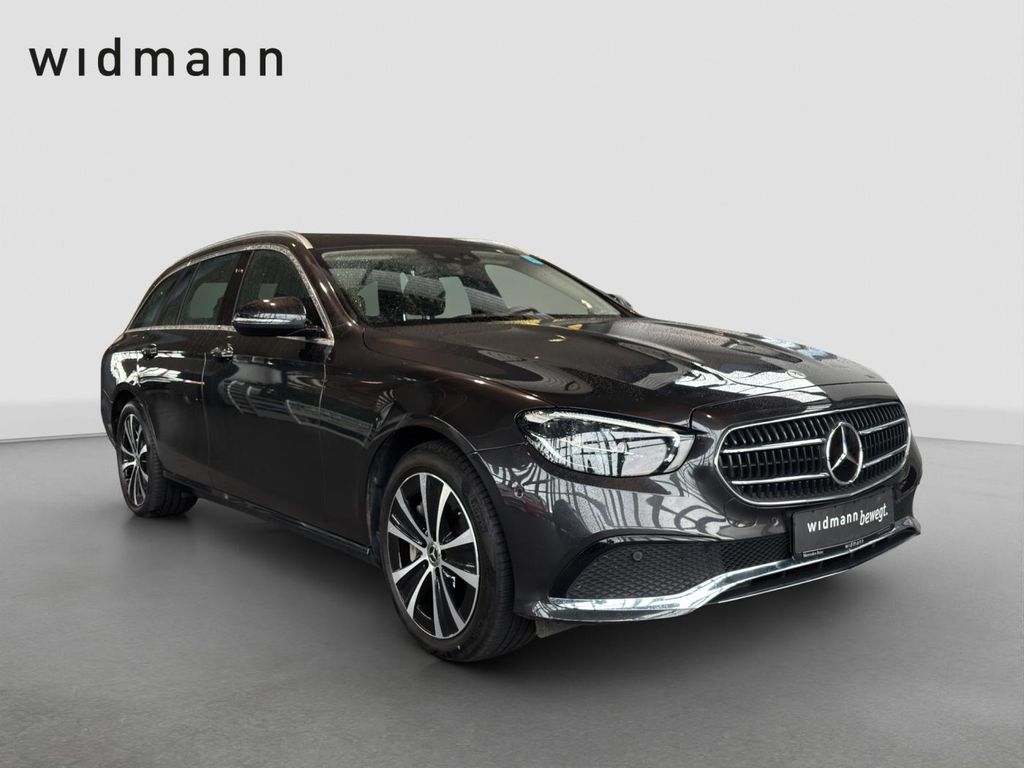 Mercedes-Benz E 300 2022