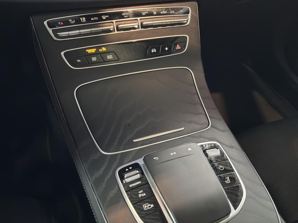 Mercedes-Benz E 300 2022