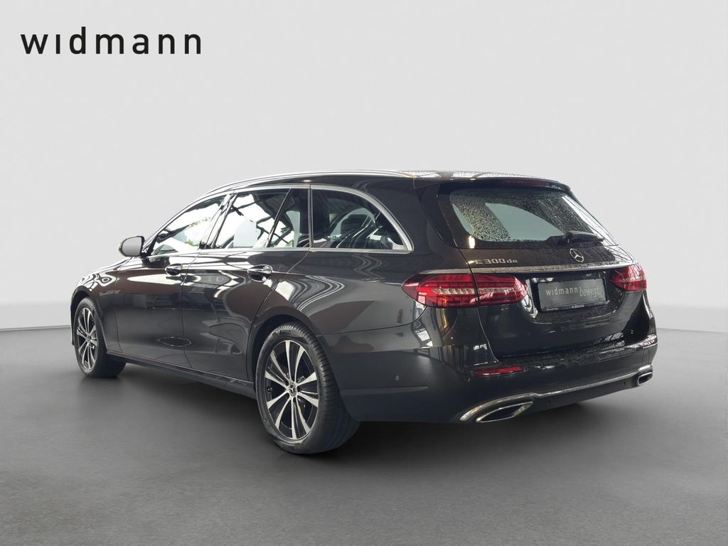 Mercedes-Benz E 300 2022