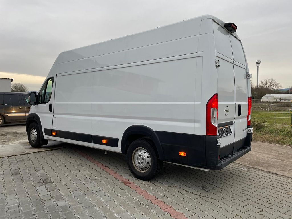Opel Movano 2023