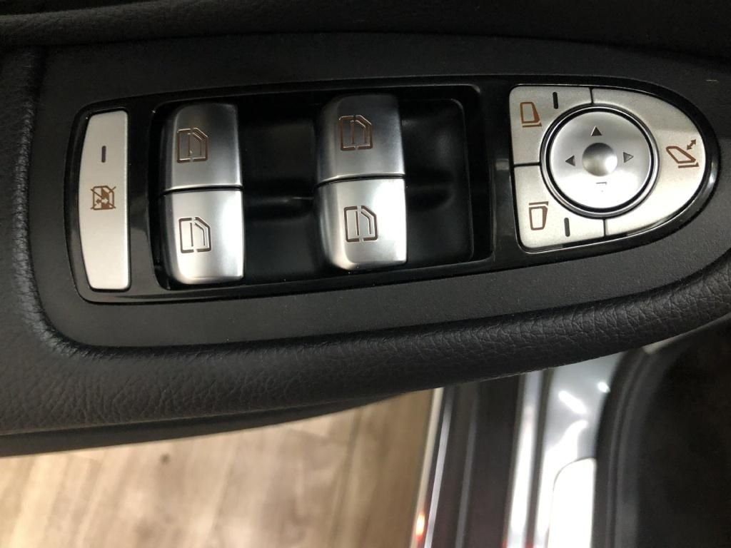 Mercedes-Benz EQC 2021