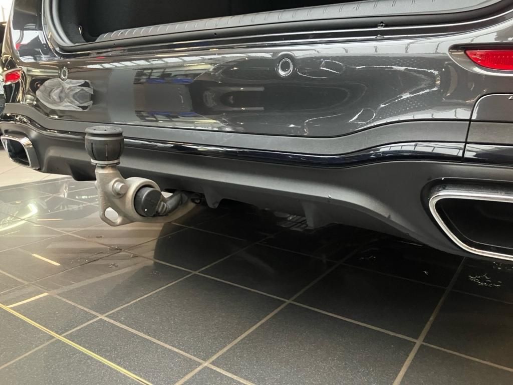 Mercedes-Benz C 300 2025