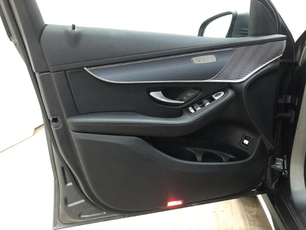 Mercedes-Benz EQC 2021