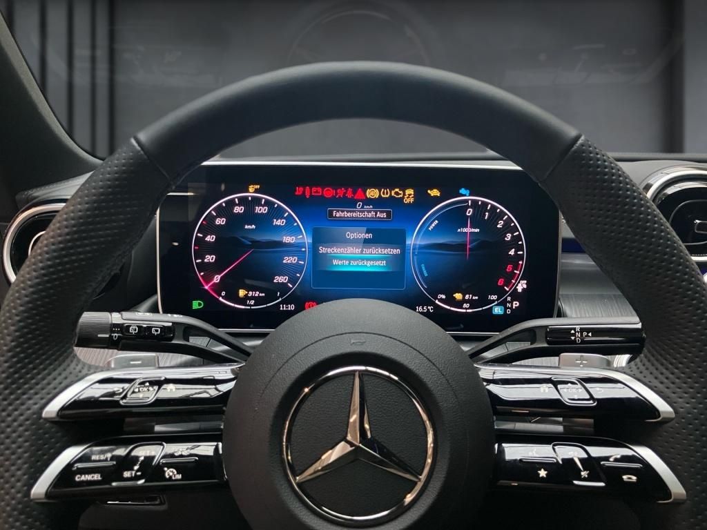 Mercedes-Benz C 300 2025