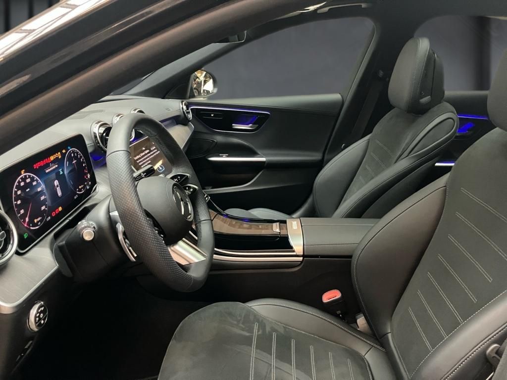 Mercedes-Benz C 300 2025