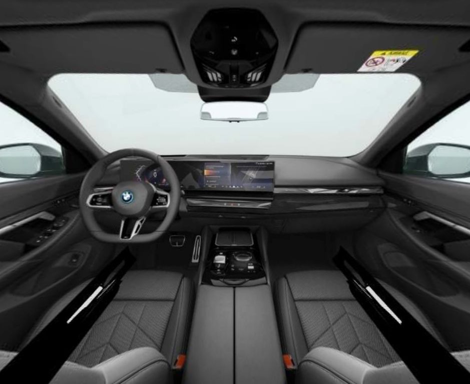 BMW i5 2025