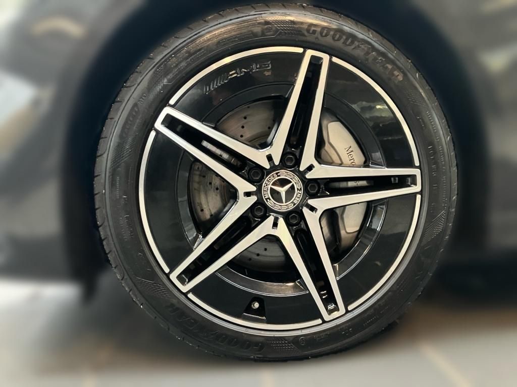 Mercedes-Benz C 300 2025