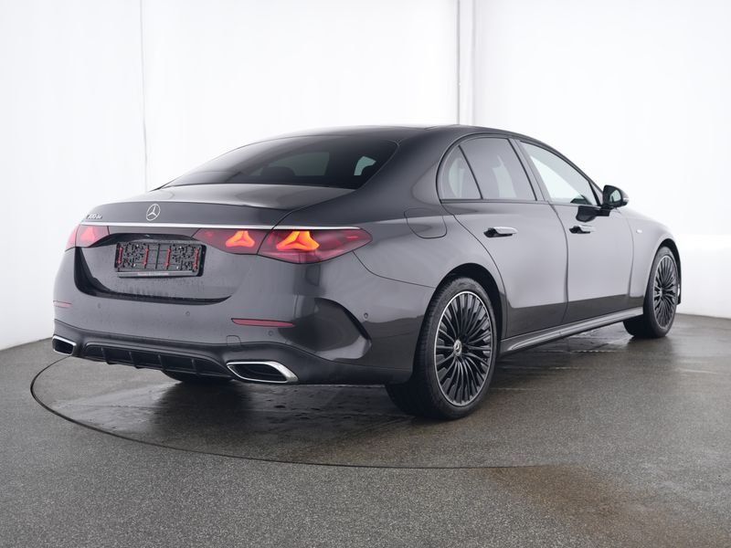 Mercedes-Benz E 300 2024