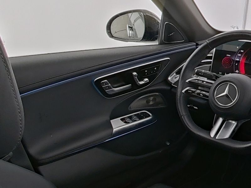 Mercedes-Benz E 300 2024