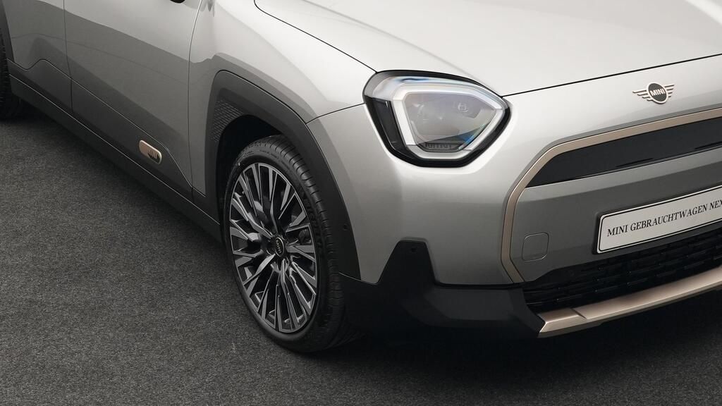 MINI Aceman 2024