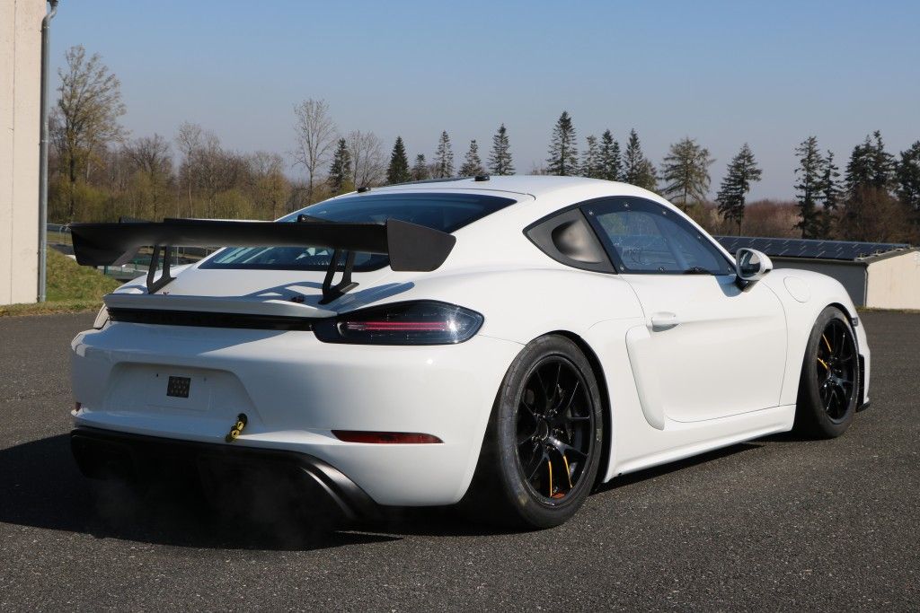 Porsche Cayman 2019