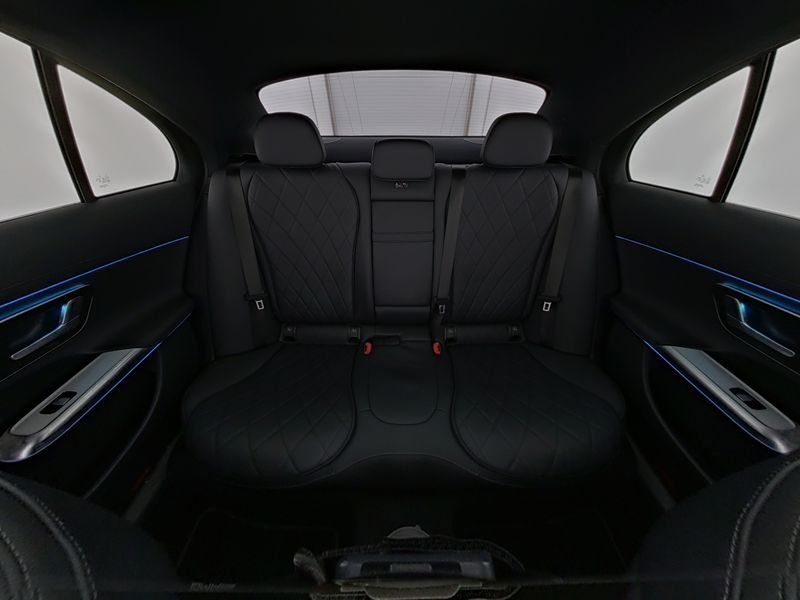 Mercedes-Benz E 300 2024