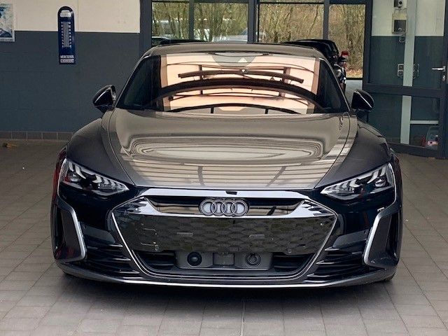 Audi RS e-tron GT 2022