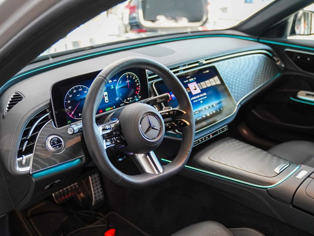 Mercedes-Benz E 300 2024