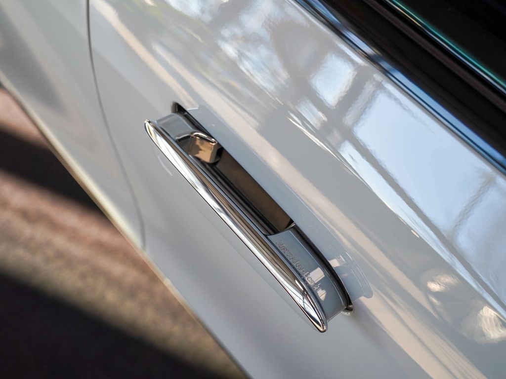 Mercedes-Benz E 300 2024