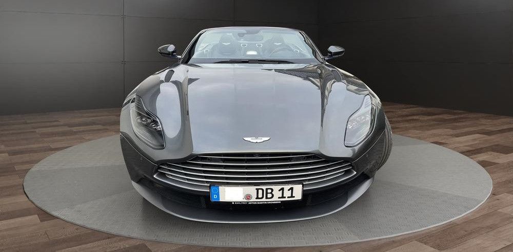 Aston Martin DB11 2018