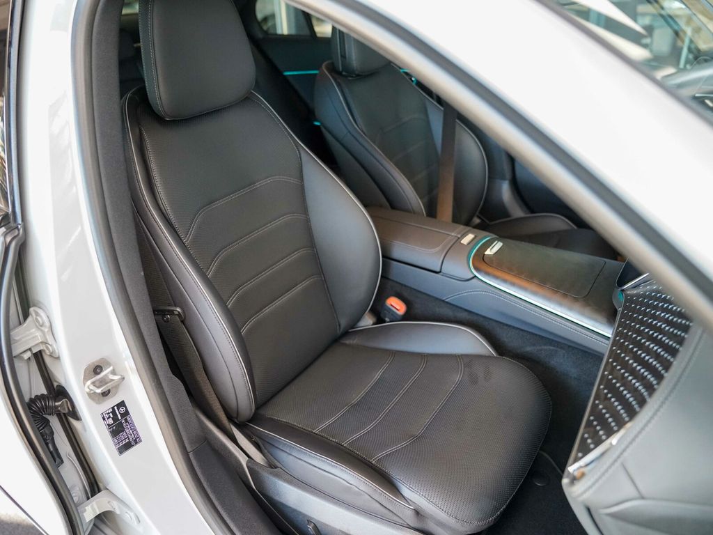 Mercedes-Benz E 300 2024