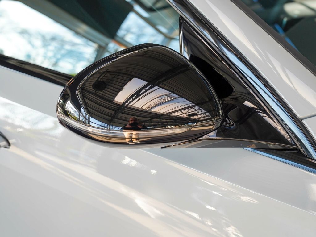 Mercedes-Benz E 300 2024