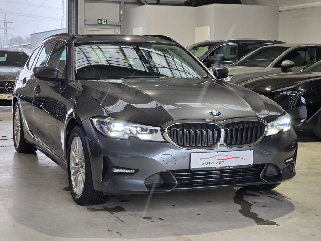 BMW 330 2021